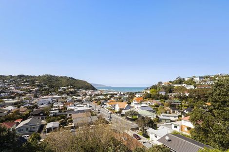 Photo of property in 9 Maybury Way, Island Bay, Wellington, 6023