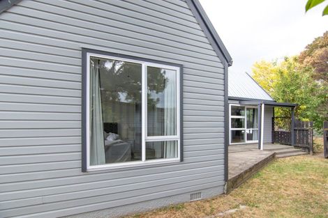 Photo of property in 53 Kaimanawa Street, Kelvin Grove, Palmerston North, 4414