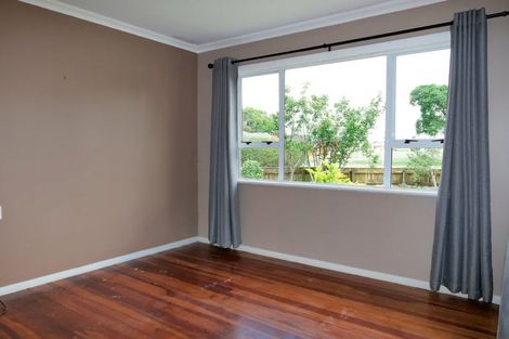 Photo of property in 166 Queen Street West, Levin, 5510