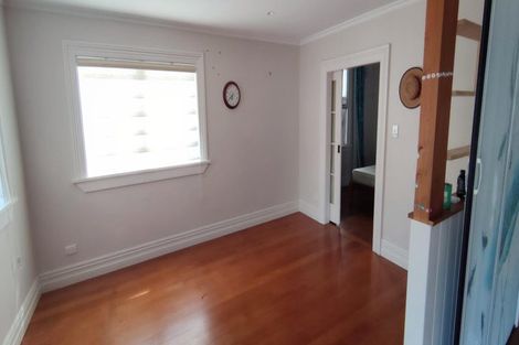 Photo of property in 145 Simpson Road, Henderson Valley, Auckland, 0614