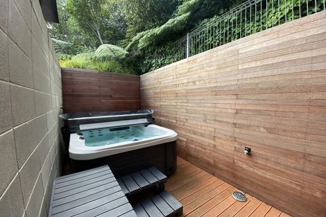 Photo of property in 20a Montgomery Avenue, Karori, Wellington, 6012