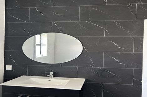 Photo of property in 16 Douglas Street, Balclutha, 9230