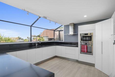 Photo of property in 66 Cliffs Road, Saint Clair, Dunedin, 9012