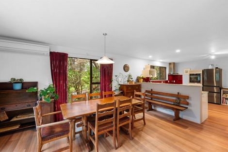 Photo of property in 34 Milton Terrace, Picton, 7220