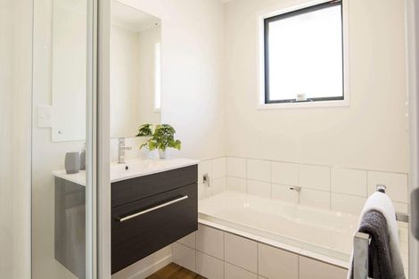 Photo of property in 104 Wintour Road, Waimauku, 0881