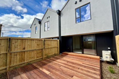 Photo of property in 3/107 Smith Street, Woolston, 8062