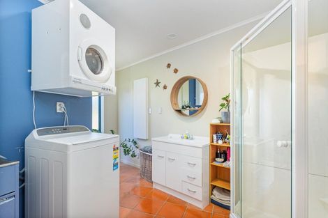 Photo of property in 15 Hilldale Crescent, Kuaotunu West, Whitianga, 3592