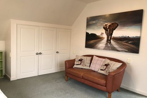 Photo of property in 2/271 Memorial Avenue, Burnside, Christchurch, 8053