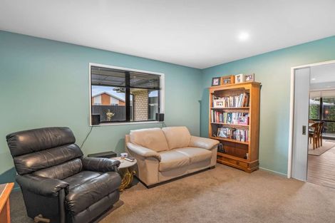 Photo of property in 4 Greenwood Place, Amberley, 7410