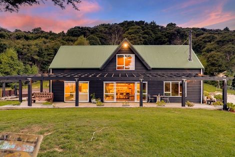Photo of property in 61 Grehan Valley Road, Akaroa, 7520