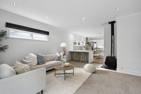 Photo of property in 41 Cluny Road, Plimmerton, Porirua, 5026