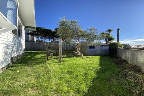 Photo of property in 100 Bracken Road, Paparangi, Wellington, 6037