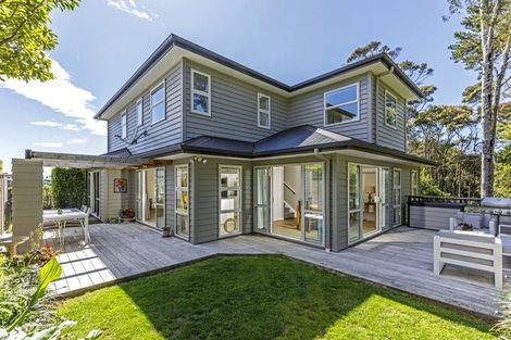 Photo of property in 15c Verran Road, Birkenhead, Auckland, 0626