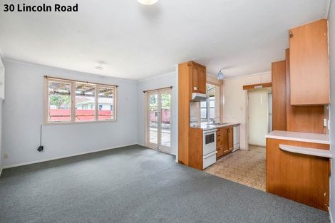 Photo of property in 30 Lincoln Road, Henderson, Auckland, 0610