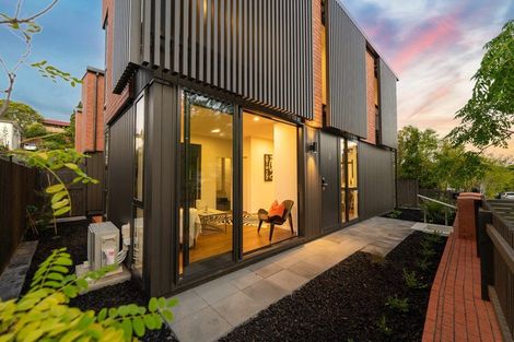 Photo of property in 73d Salamanca Road, Sunnynook, Auckland, 0620