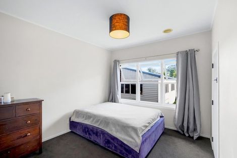 Photo of property in 35 Hinton Avenue, Forest Lake, Hamilton, 3200