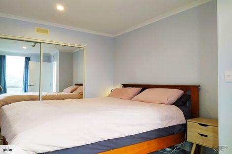Photo of property in Terrace Heights Apartments, 14b/163 The Terrace, Wellington Central, Wellington, 6011