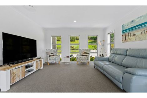 Photo of property in 20 Roku Rise, Kaukapakapa, 0873
