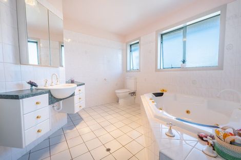 Photo of property in 12 Lachlan Place, Marchwiel, Timaru, 7910