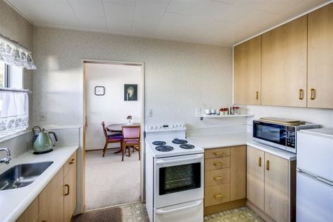 Photo of property in 2/217 Taradale Road, Pirimai, Napier, 4112