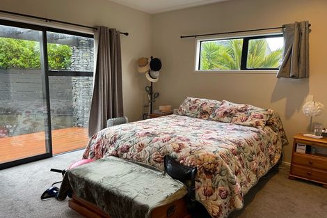 Photo of property in 63 Links Drive, Waiwhakaiho, New Plymouth, 4312