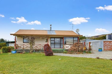 Photo of property in 18 Blaydon Street, Waikaia, 9778