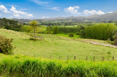 Photo of property in 50 Upper Whangateau Road, Big Omaha, Warkworth, 0985