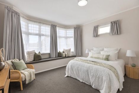 Photo of property in 4a Tarawera Road, Johnsonville, Wellington, 6037