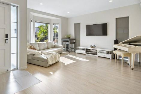 Photo of property in 11 Keel Street, Long Bay, Auckland, 0630