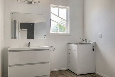 Photo of property in 19 Ruapehu Street, Castlecliff, Wanganui, 4501