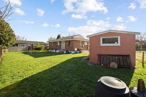 Photo of property in 53 Oakfield Crescent, Pukete, Hamilton, 3200