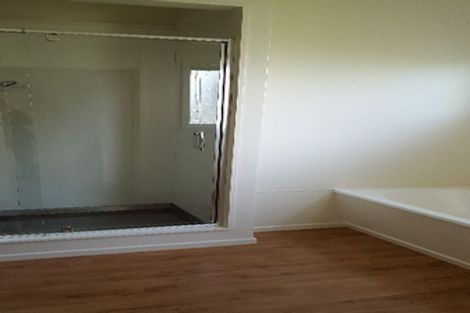 Photo of property in 129 Arran Road, Browns Bay, Auckland, 0630