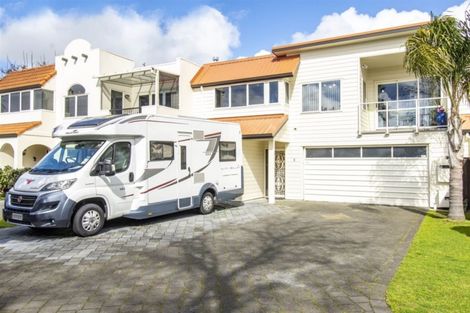 Photo of property in 2/18 Garden Place, Tauranga South, Tauranga, 3112