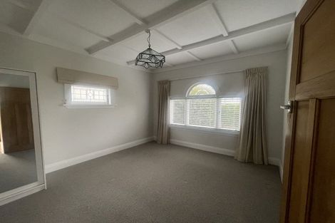 Photo of property in 24 Cumberland Avenue, Westmere, Auckland, 1022