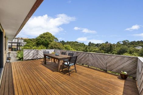 Photo of property in 203 Heta Road, Merrilands, New Plymouth, 4312