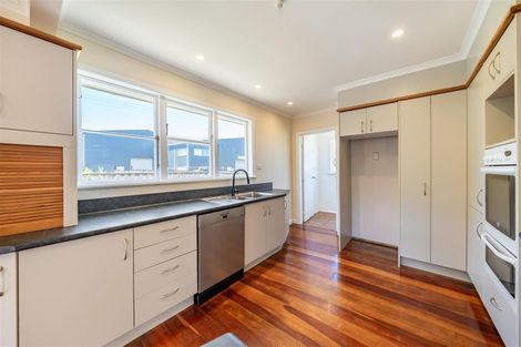 Photo of property in 48 Tennyson Street, Trentham, Upper Hutt, 5018