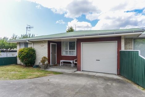 Photo of property in 1/1012 Plunket Street, Saint Leonards, Hastings, 4120