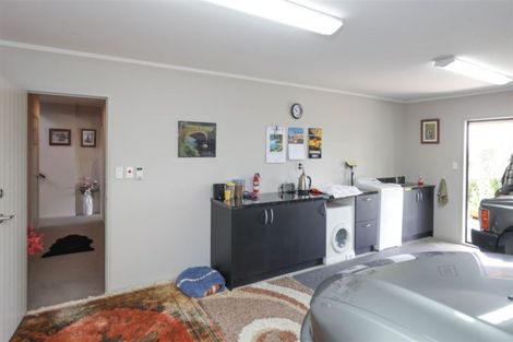 Photo of property in 161 Kimihia Road, Huntly, 3771