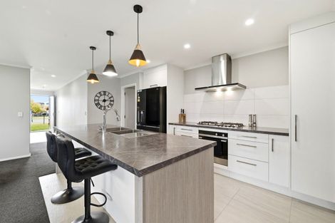 Photo of property in 121 Harakeke Drive, Wharewaka, Taupo, 3330