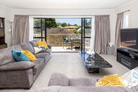 Photo of property in 79 Haseler Crescent, Howick, Auckland, 2014