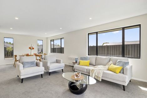 Photo of property in 8 Magnolia Lane, Mosgiel, 9024