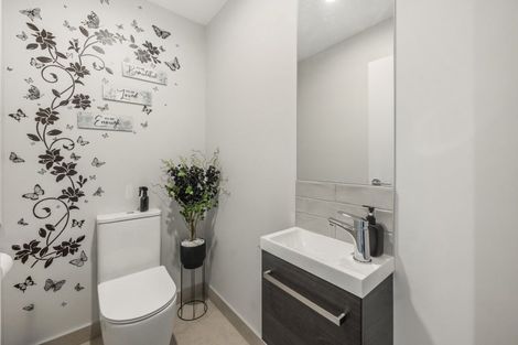 Photo of property in 10 Tarata Place, Wharewaka, Taupo, 3330