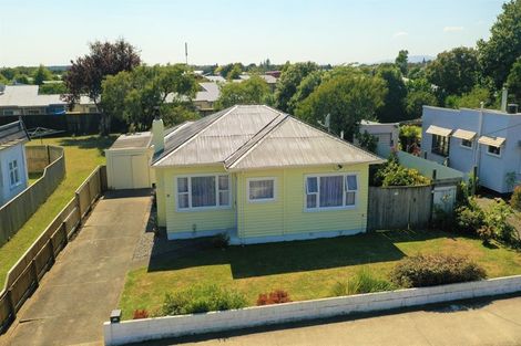 Photo of property in 19 Liverpool Street, Levin, 5510