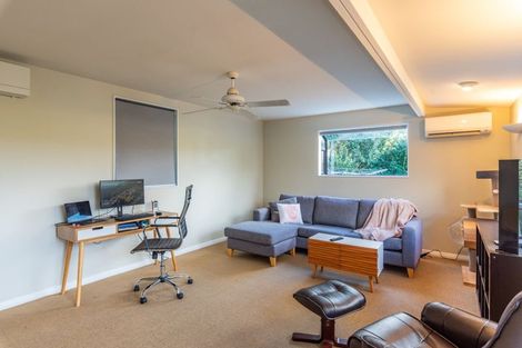 Photo of property in 46 Poplar Avenue, Raumati South, Paraparaumu, 5032