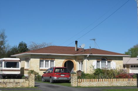 Photo of property in 80 Hakanoa Street, Huntly, 3700