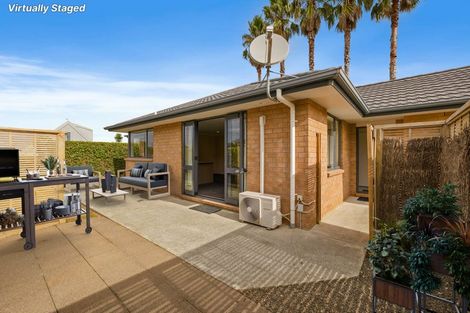 Photo of property in 6 Robinia Place, Snells Beach, 0920