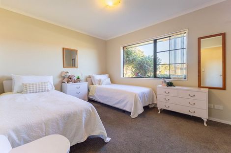 Photo of property in 80 Guildford Drive, Paraparaumu, 5032