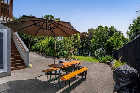 Photo of property in 19 Alberta Road, Glen Avon, New Plymouth, 4312