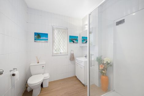 Photo of property in 56 Fruitvale Road, New Lynn, Auckland, 0600