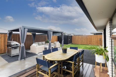 Photo of property in 30 Quinn Crescent, Woodend, 7610